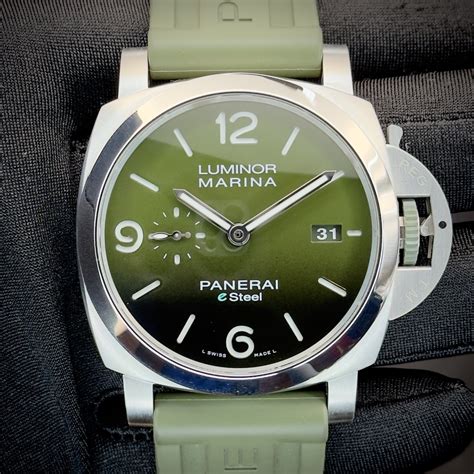 Panerai Luminor Marina Verde Smeraldo PAM 01356 .